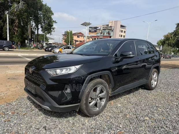Toyota RAV4 Limited FWD 2023 Black