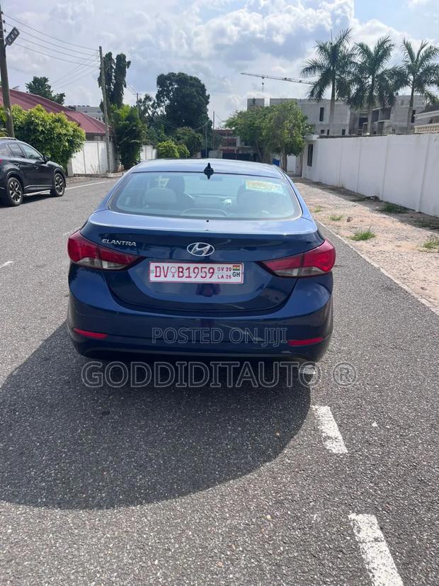 Hyundai Elantra SE Sedan FWD (1.8L 4cyl 6A) 2016 Blue
