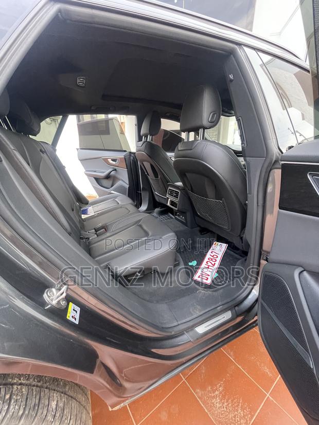Audi Q8 55 Premium AWD quattro 2020 Gray