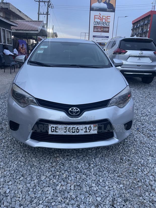 Toyota Corolla LE Eco 4dr Sedan (1.8L 4cyl CVT) 2015 Silver