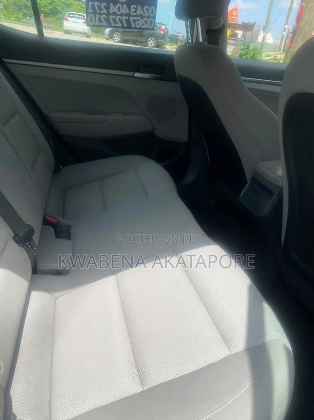 Hyundai Elantra SE 2018 Blue