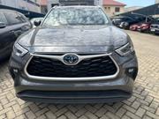 Toyota Highlander XLE 2022 Gray for sale