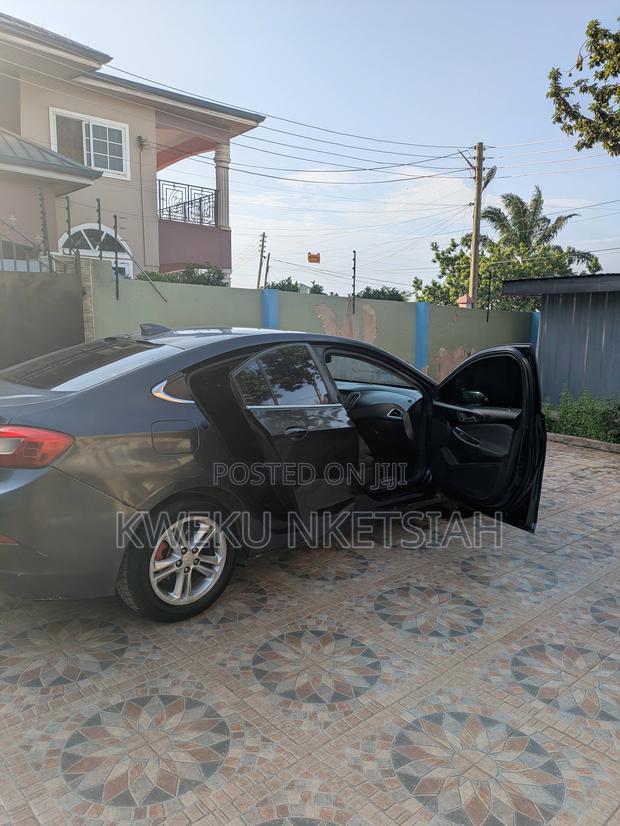 Chevrolet Cruze 2016 Gray
