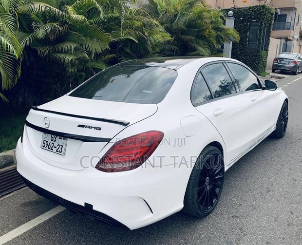Mercedes-Benz C300 Luxury 4dr AWD 4Matic Sedan (2.0L 4cyl 7A) 2015