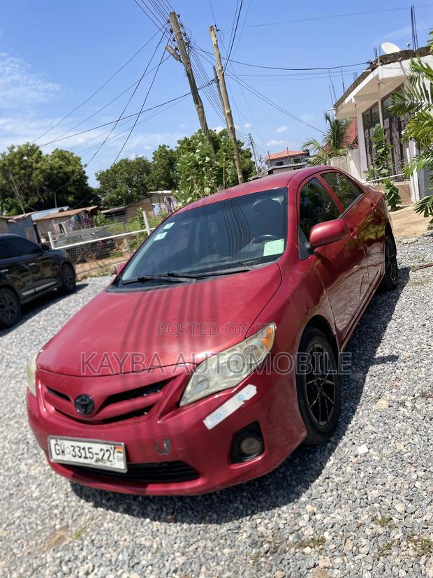 Toyota Corolla 2013 Red