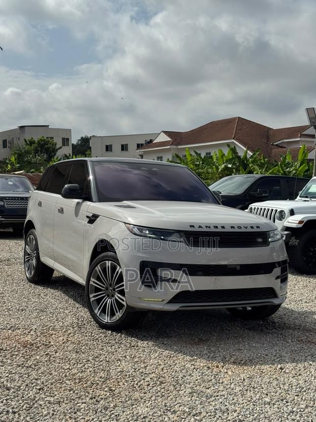 Land Rover Range Rover Sport P400 SE Dynamic 4WD 2023 Beige