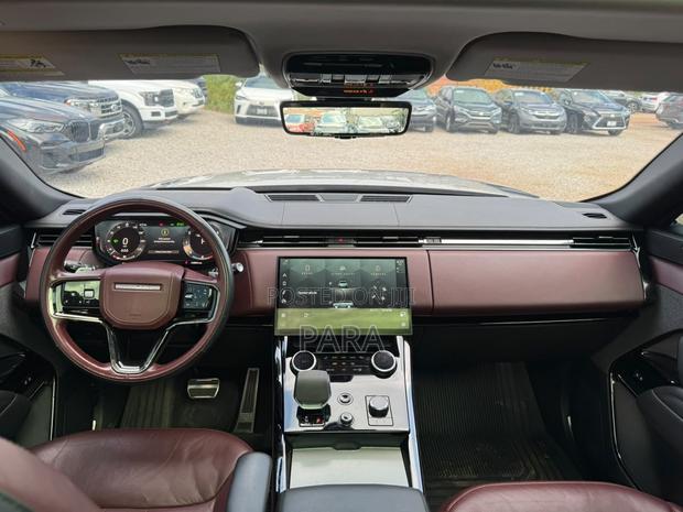 Land Rover Range Rover Sport P400 SE Dynamic 4WD 2023 Beige