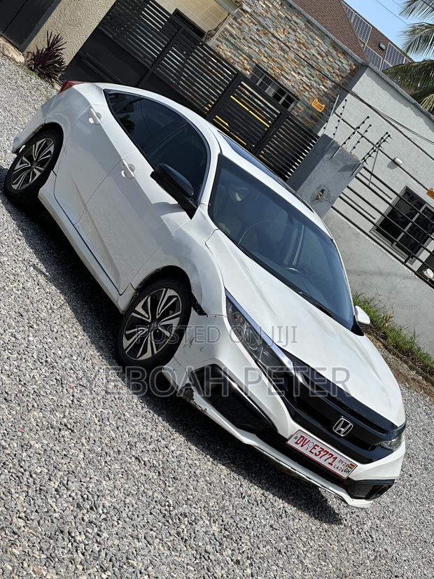 Honda Civic 2018 White