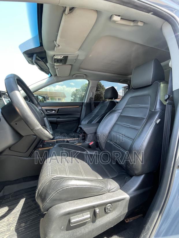 Honda CR-V Touring 2021 Gray