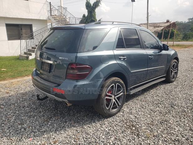Mercedes-Benz M Class ML 350 2005 Teal