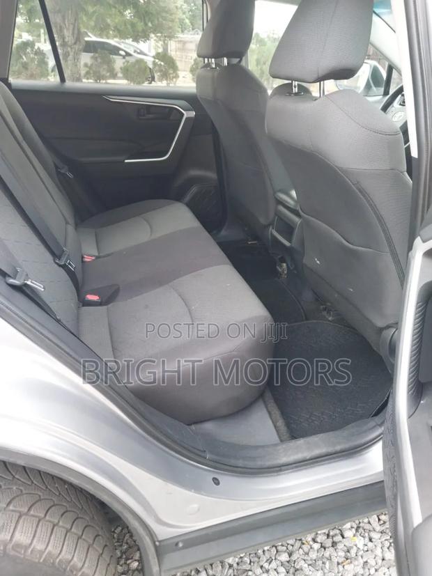 Toyota RAV4 LE 2021 Gray