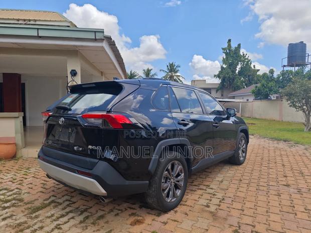 Toyota RAV4 2024 Black