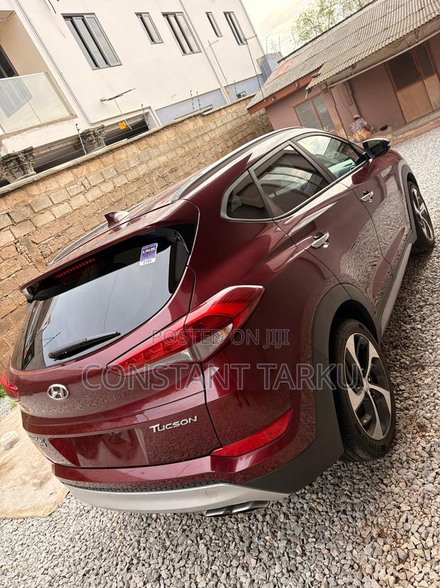 Hyundai Tucson Limited AWD 2017 Beige