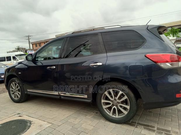 Nissan Pathfinder SV 4dr SUV 4WD (3.5L 6cyl CVT) 2014 Blue