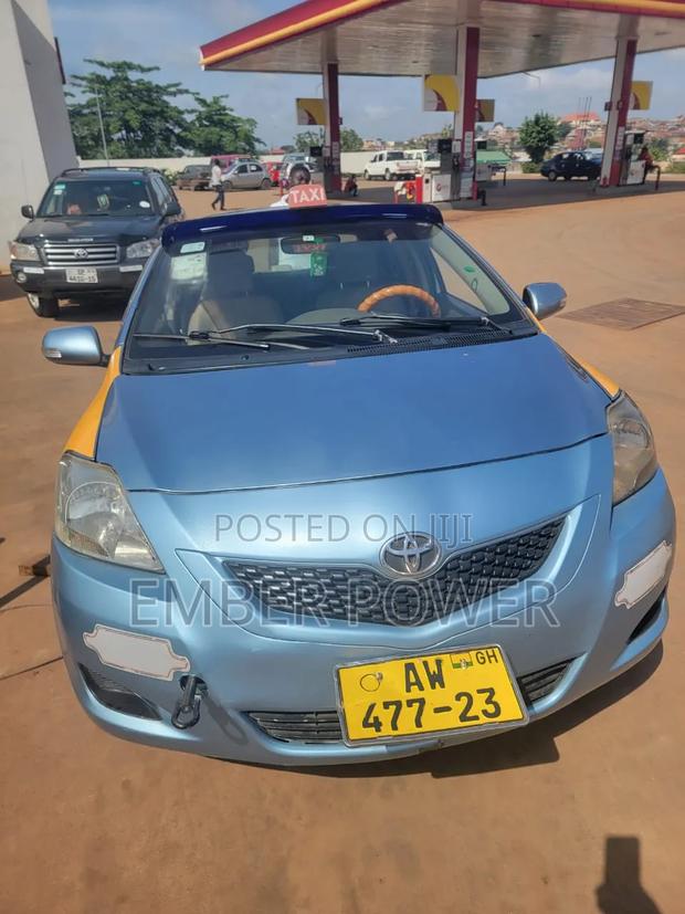 Toyota Belta 2021 Blue
