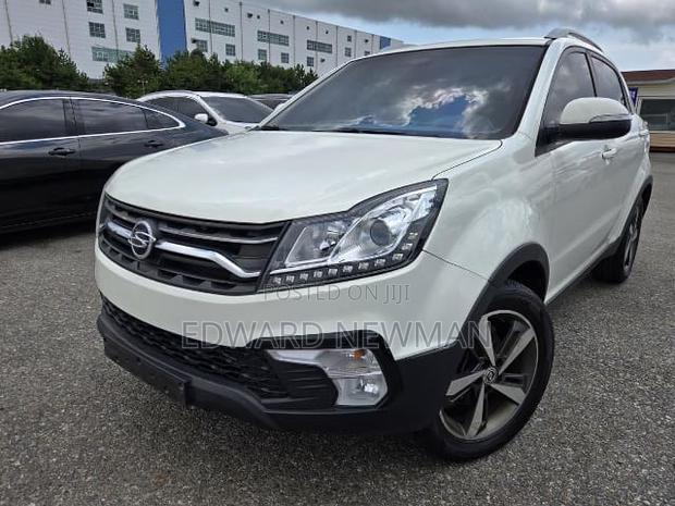 SsangYong Korando 2017 White