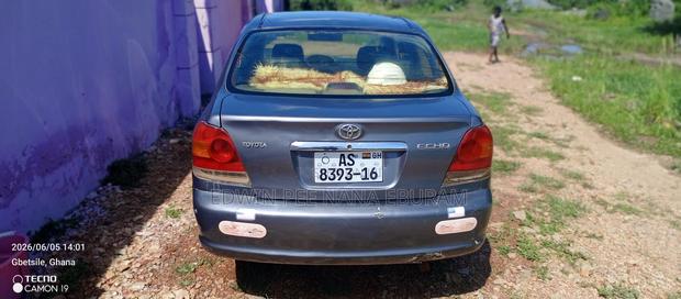 Toyota Echo Automatic 2003 Gray