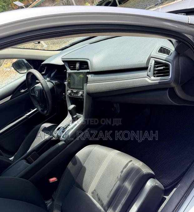Honda Civic 2017 Silver