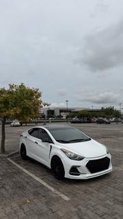 Hyundai Elantra Limited Sedan FWD (1.8L 4cyl 6A) 2013 White for sale
