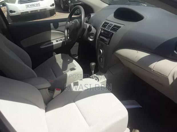 Toyota Belta 2010 Black