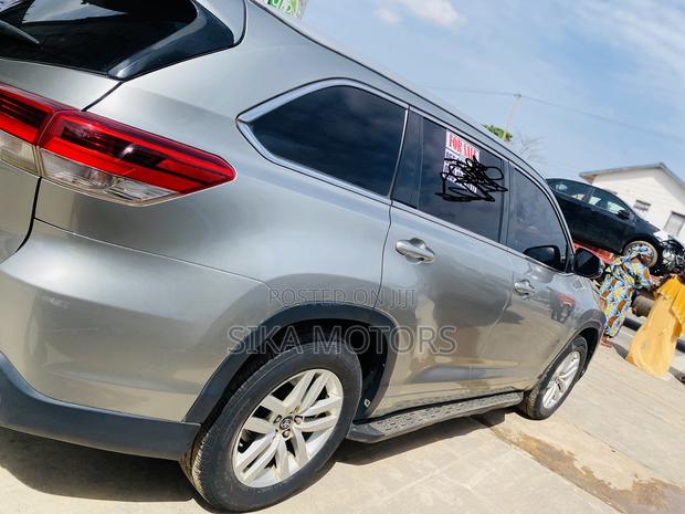 Toyota Highlander 2014 Gold
