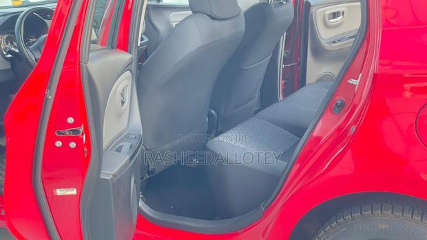 Toyota Yaris LE Hatchback 5dr 2015 Red