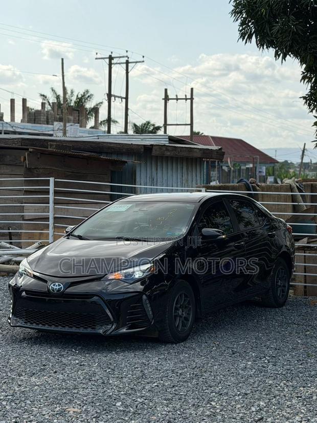 Toyota Corolla XSE (1.8L 4cyl 2A) 2018 Black
