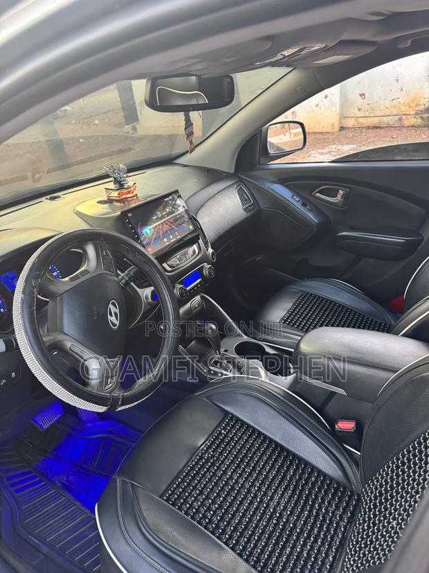 Hyundai Tucson Limited AWD 2013 Gray