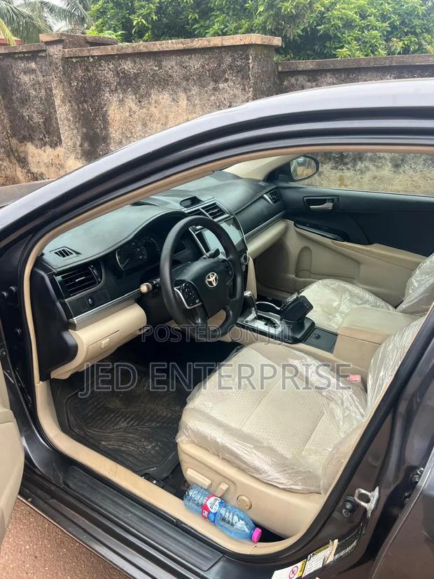Toyota Camry 2014 Gray