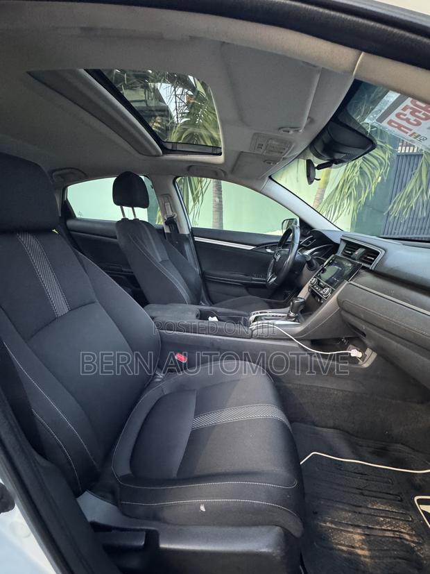 Honda Civic Sport Hatchback 2018 White