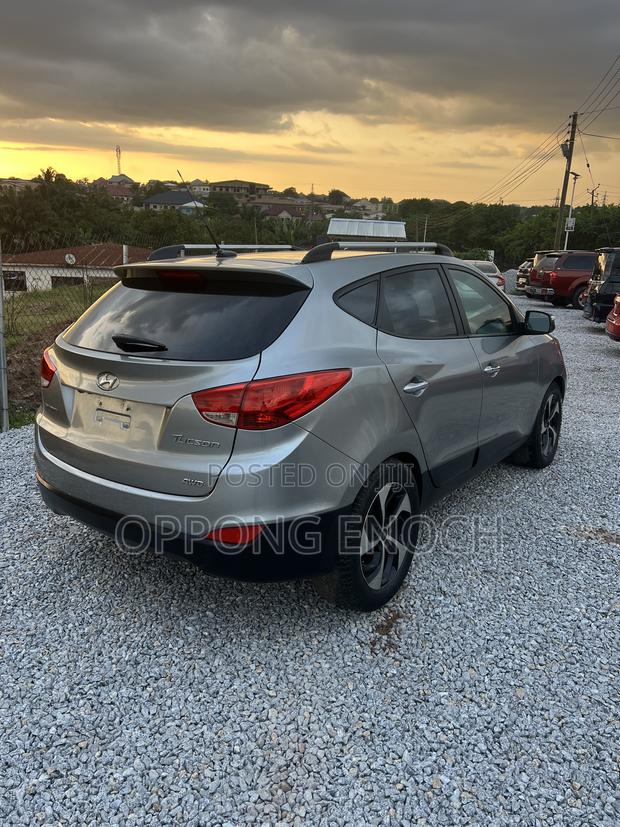Hyundai Tucson Limited FWD 2013 Gray