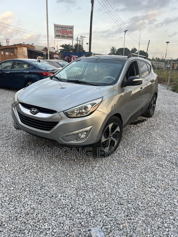 Hyundai Tucson Limited FWD 2013 Gray