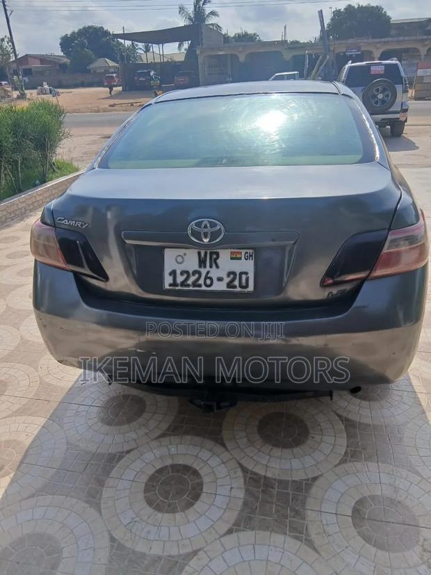 Toyota Camry Base 4dr Sedan (2.5L 4cyl 6M) 2010 Black