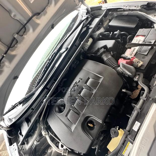 Toyota Corolla 2018 Gray