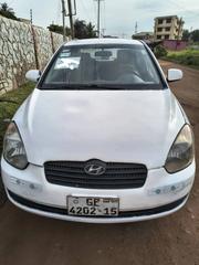 Hyundai Accent 2010 White for sale