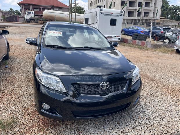 Toyota Corolla 2009 Black