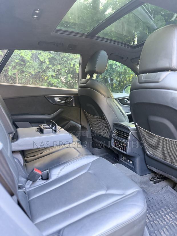 Audi Q8 3.0T Premium AWD quattro 2019 Black