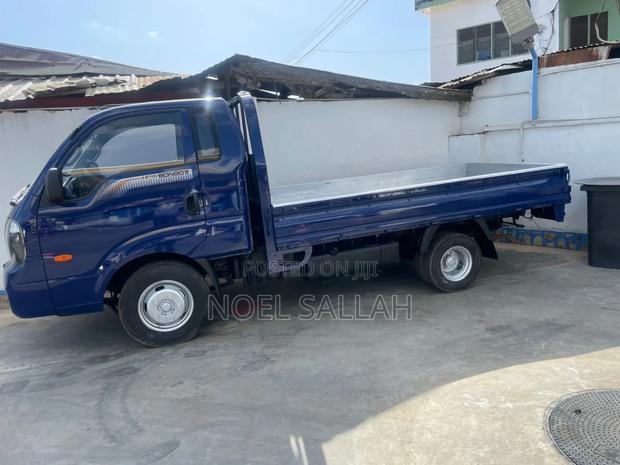 Kia Bongo 2016 Blue