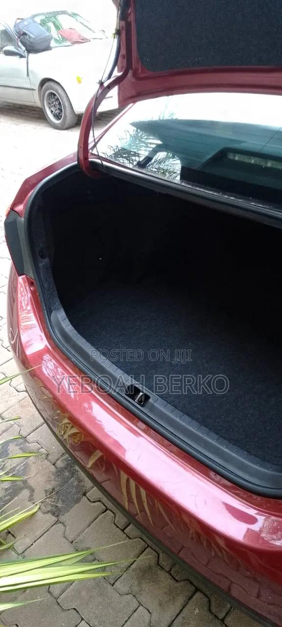 Toyota Corolla 2016 Red