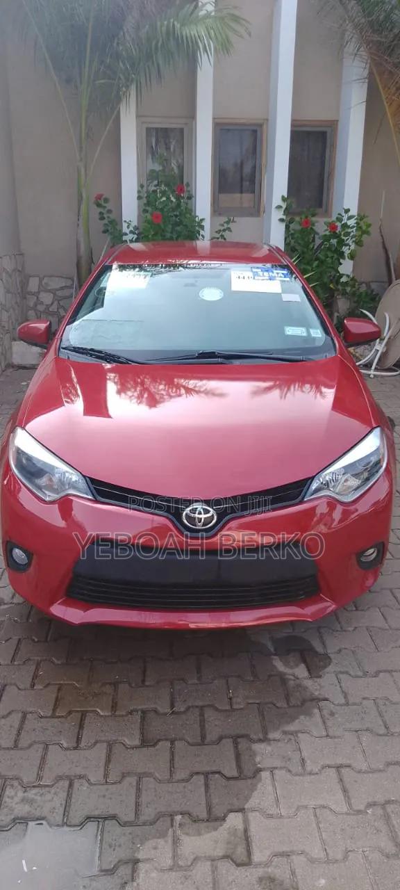 Toyota Corolla 2016 Red
