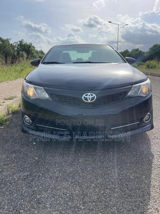 Toyota Camry SE 4dr Sedan (2.5L 4cyl 6A) 2014 Black