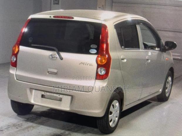 Daihatsu Mira 2014