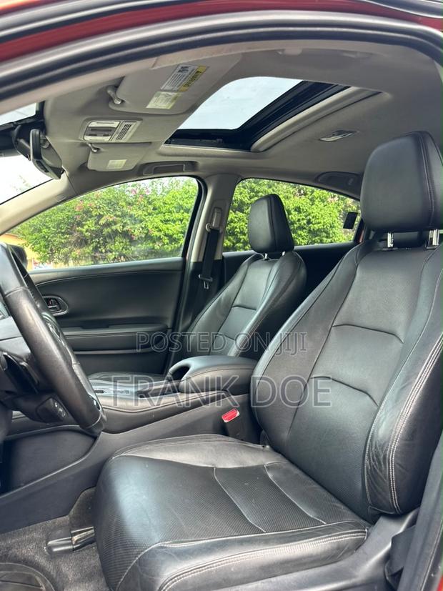 Honda HR-V Touring AWD 2019 Orange