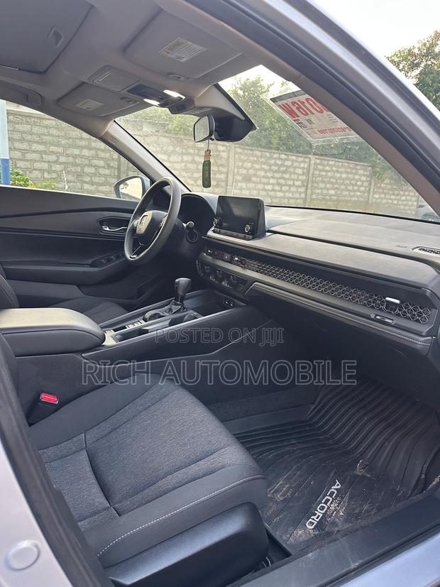 Honda Accord 2023 Silver