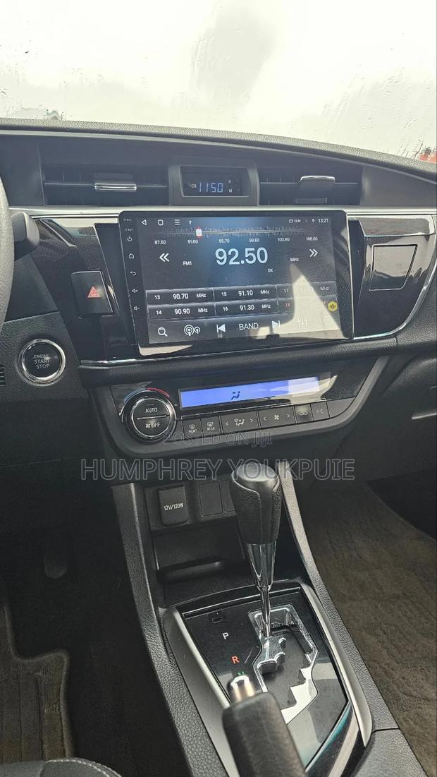 Toyota Corolla Altis 2017 Silver