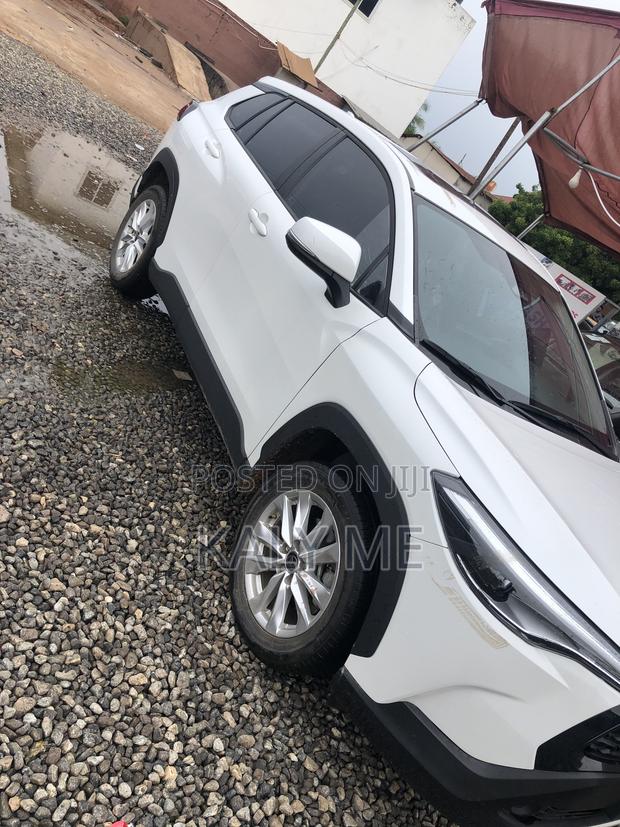 New Toyota Corolla Cross XLE 2023 White