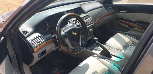 Honda Accord 2011 Gray