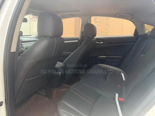 Honda Civic 2017 White