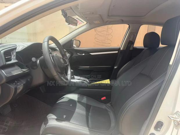 Honda Civic 2017 White