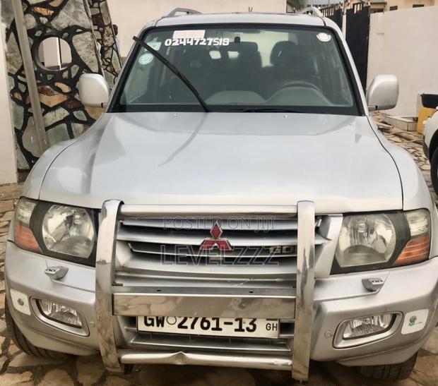 Mitsubishi Pajero Sport 2001 Silver
